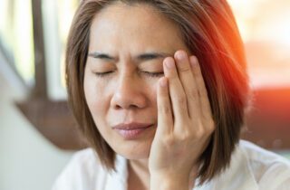 Understanding the connection between oral health and headaches can help in identifying the root cause and seeking appropriate treatment.